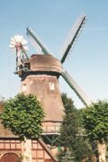 Mühle 1992 - Äußeres der Mühle restauriert